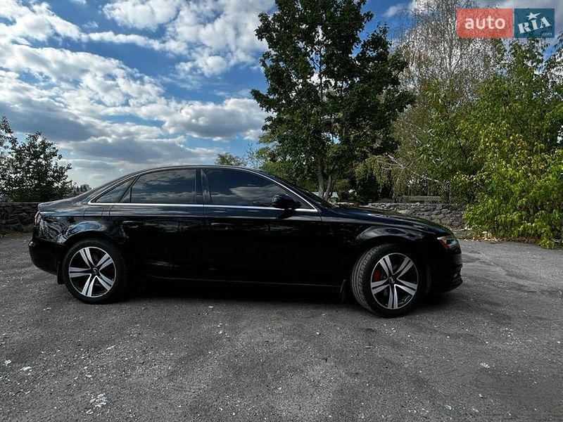 Седан Audi A4 2012 в Белой Церкви
