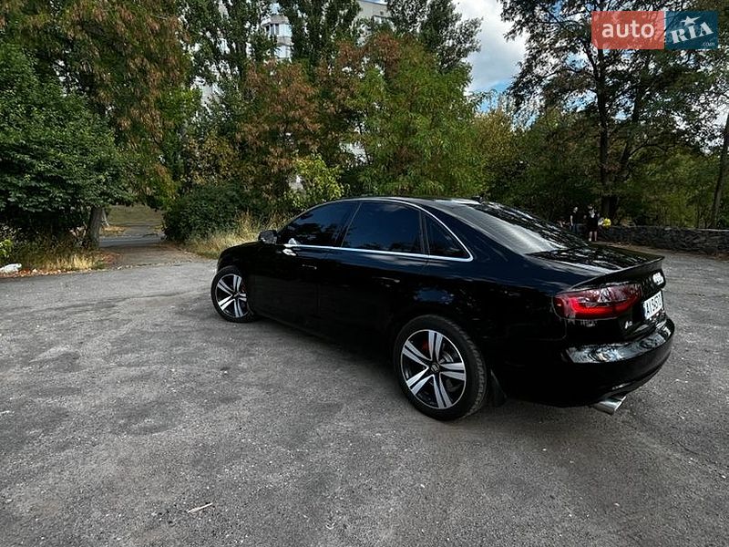 Седан Audi A4 2012 в Белой Церкви