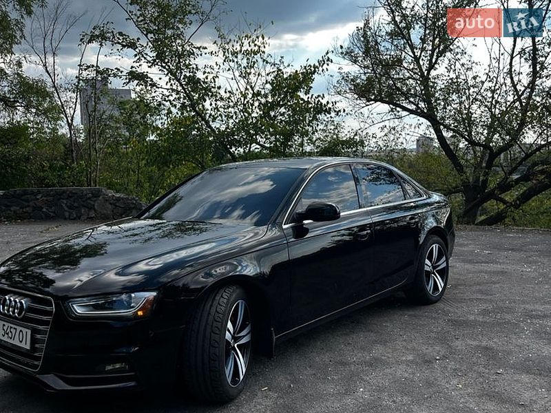 Седан Audi A4 2012 в Білій Церкві