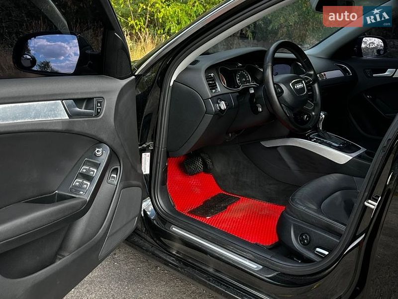 Седан Audi A4 2012 в Белой Церкви
