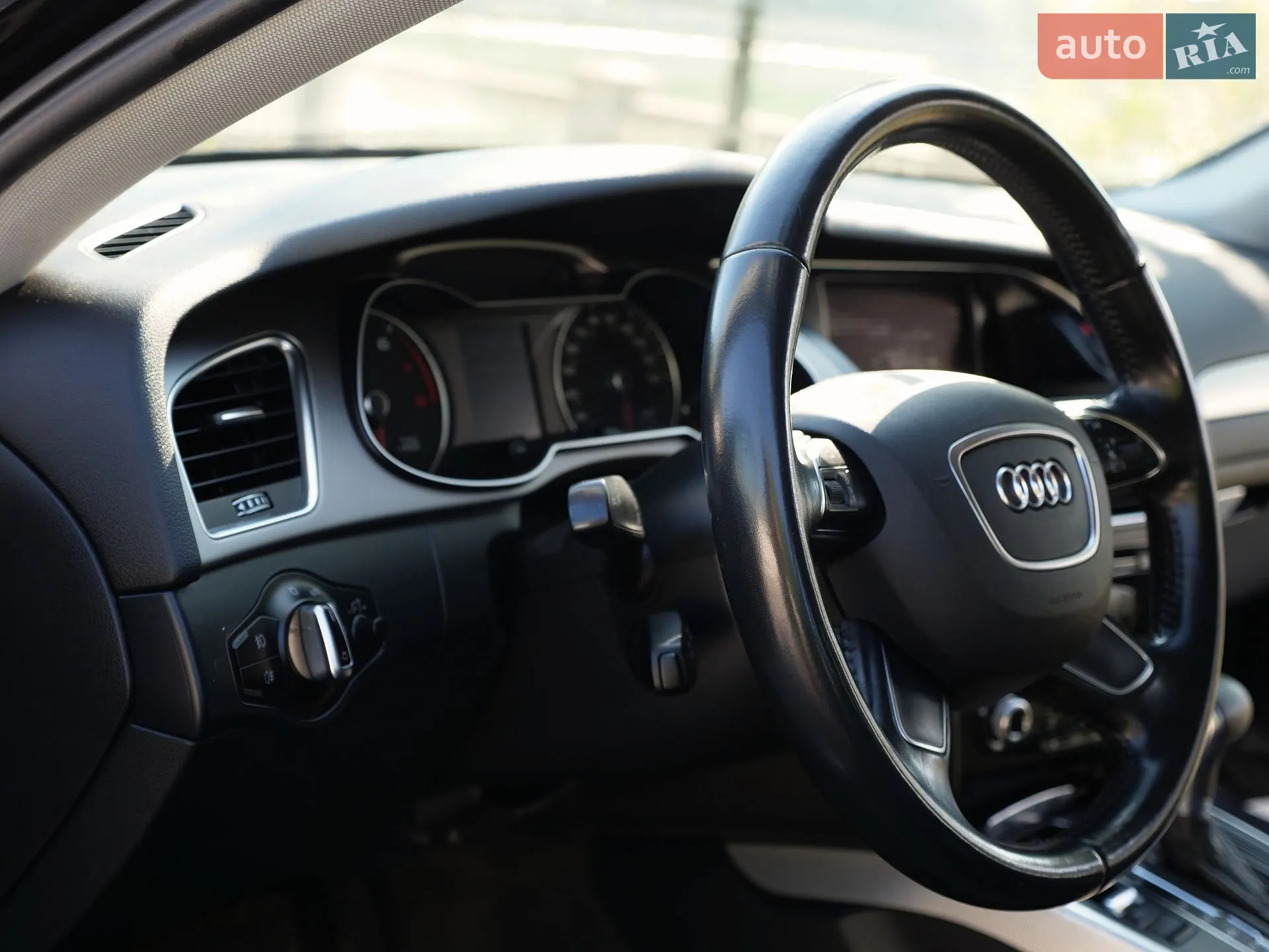 2015 Audi A4 - мініатюра 22