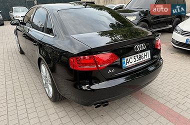 Седан Audi A4 2011 в Запорожье