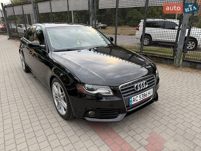 Седан Audi A4 2011 в Запорожье