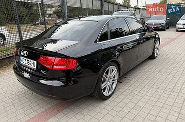 Седан Audi A4 2011 в Запорожье