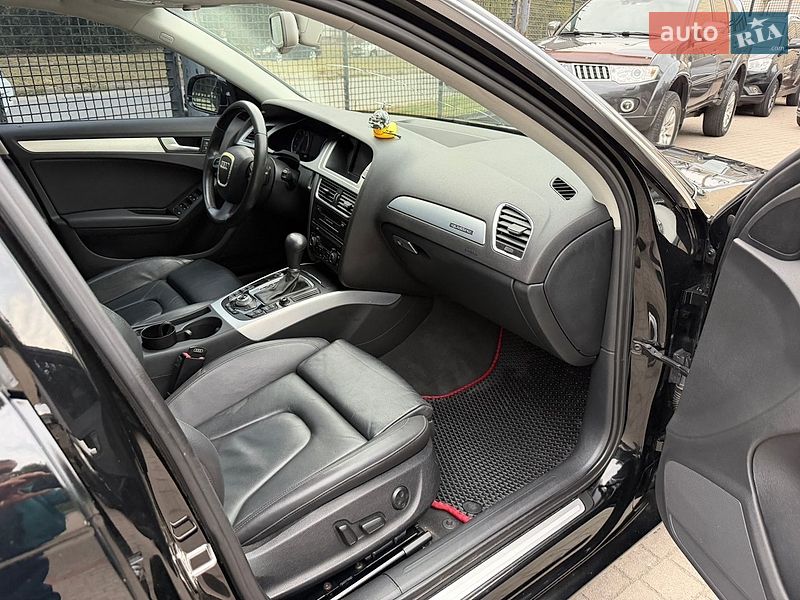 Седан Audi A4 2011 в Запорожье