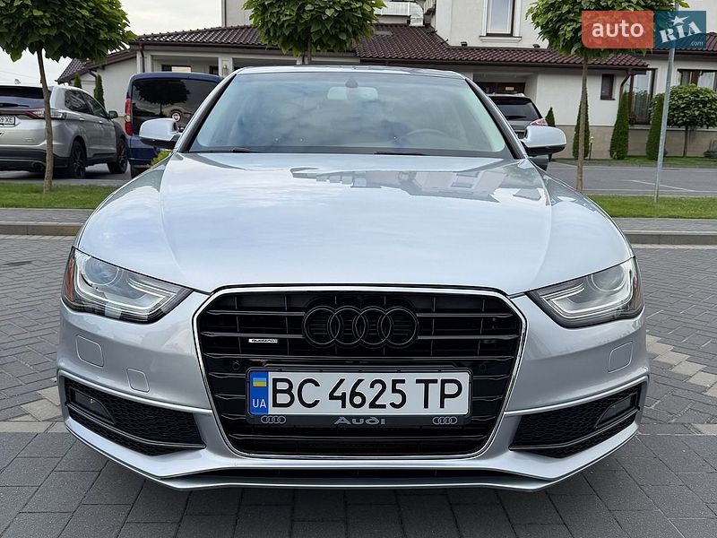 Седан Audi A4 2015 в Львові