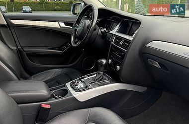Седан Audi A4 2015 в Львові