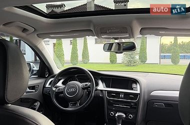 Седан Audi A4 2015 в Львові
