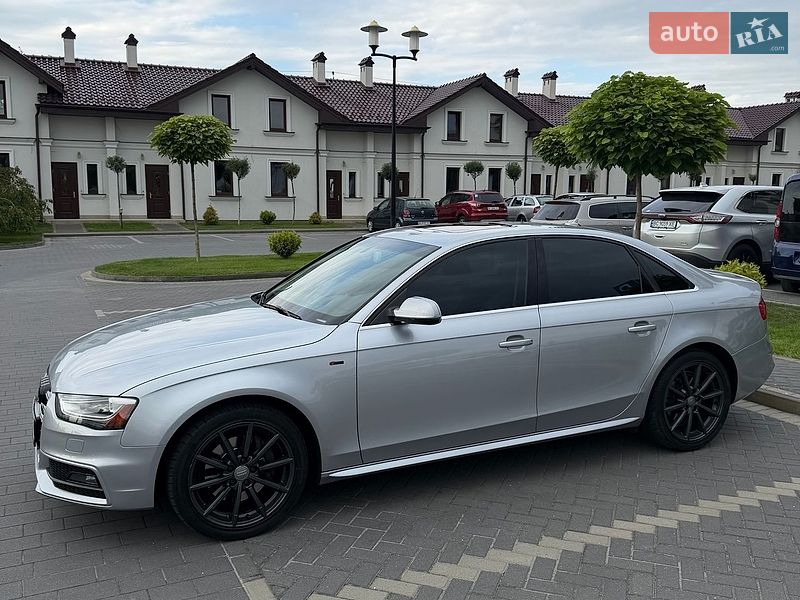 Седан Audi A4 2015 в Львові