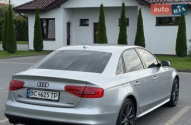 Седан Audi A4 2015 в Львові