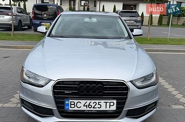 Седан Audi A4 2015 в Львові