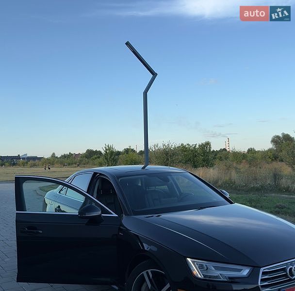 Седан Audi A4 2018 в Здолбунове