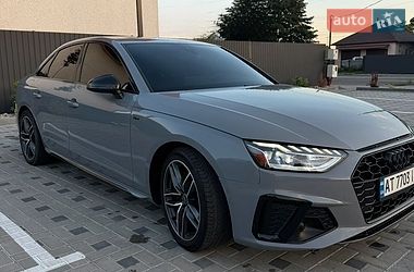 Седан Audi A4 2022 в Коломые