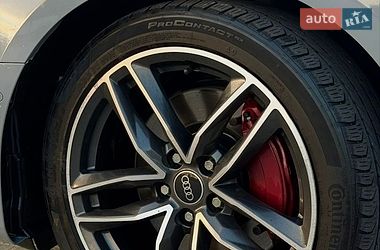 Седан Audi A4 2022 в Коломые