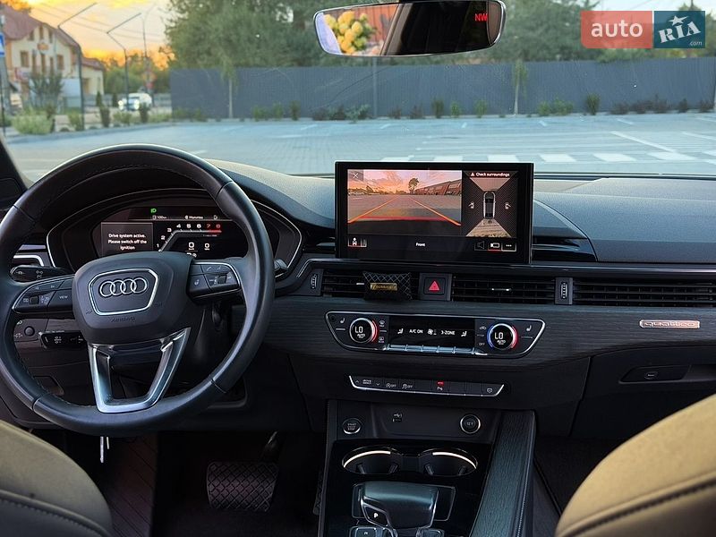 Седан Audi A4 2022 в Коломые