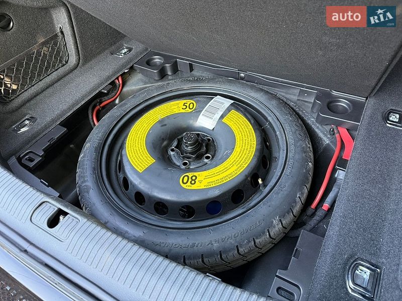 Седан Audi A4 2018 в Стрые