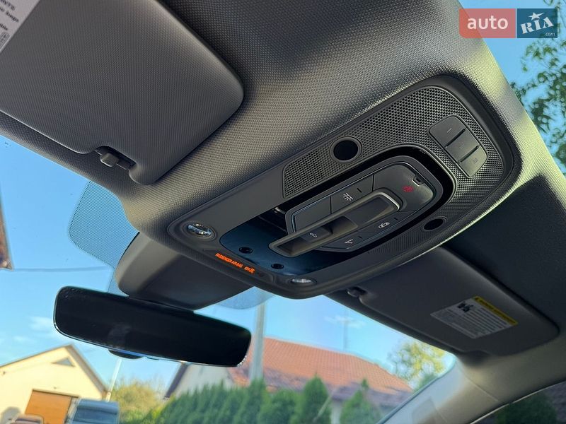 Седан Audi A4 2018 в Стрые