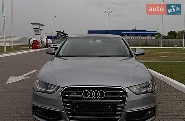 Седан Audi A4 2015 в Миколаєві