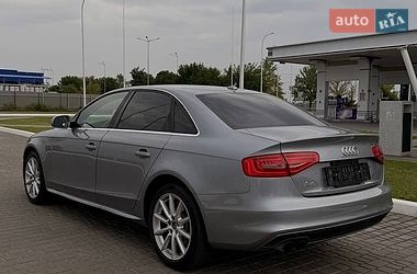 Седан Audi A4 2015 в Миколаєві