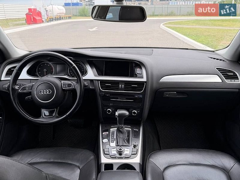 Седан Audi A4 2015 в Миколаєві
