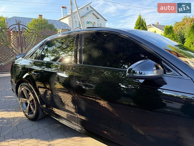 Седан Audi A4 2018 в Стрию