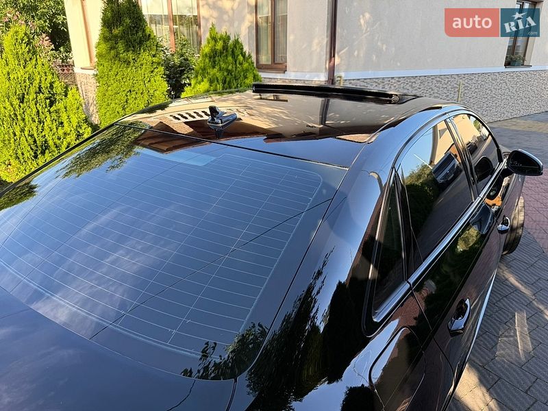 Седан Audi A4 2018 в Стрию