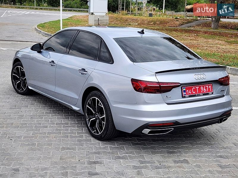 Седан Audi A4 2022 в Вінниці