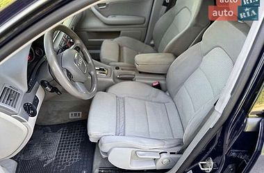 Седан Audi A4 2006 в Днепре