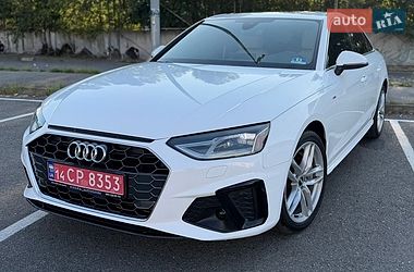 Седан Audi A4 2020 в Киеве