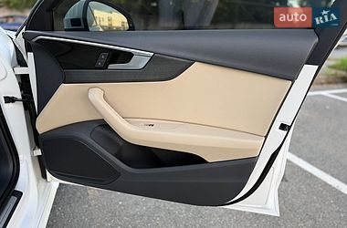 Седан Audi A4 2020 в Киеве