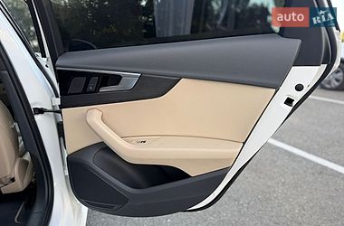 Седан Audi A4 2020 в Киеве