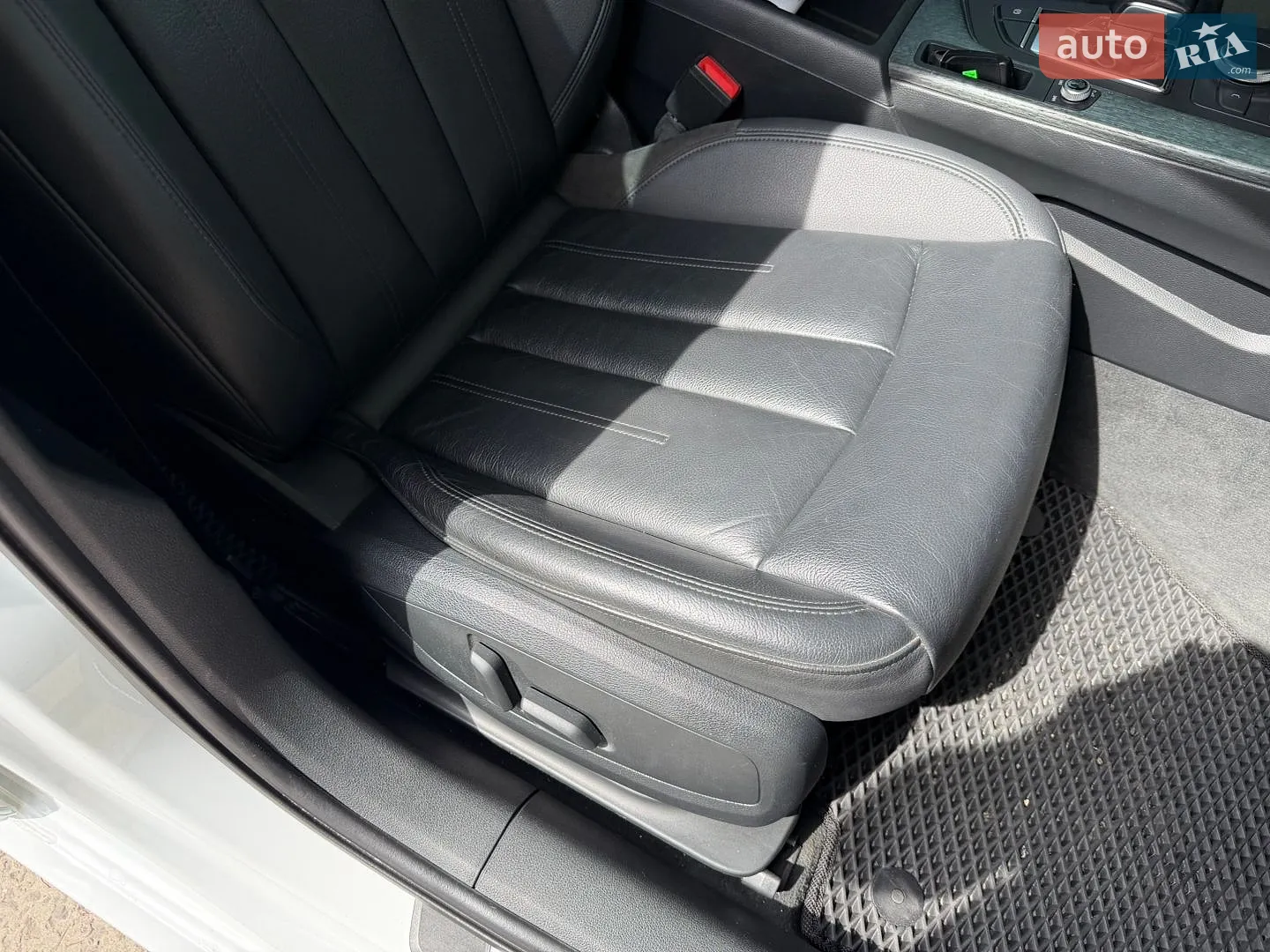2017 Audi A4 - мініатюра 32