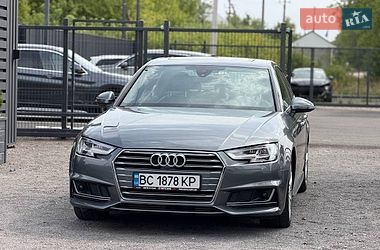 Седан Audi A4 2016 в Львове
