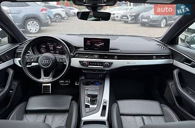 Седан Audi A4 2016 в Львове
