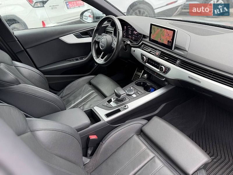 Седан Audi A4 2016 в Львове