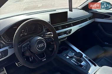 Седан Audi A4 2016 в Виннице