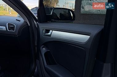 Седан Audi A4 2015 в Самборі