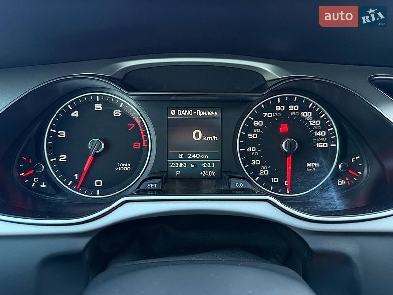 Седан Audi A4 2015 в Самборі