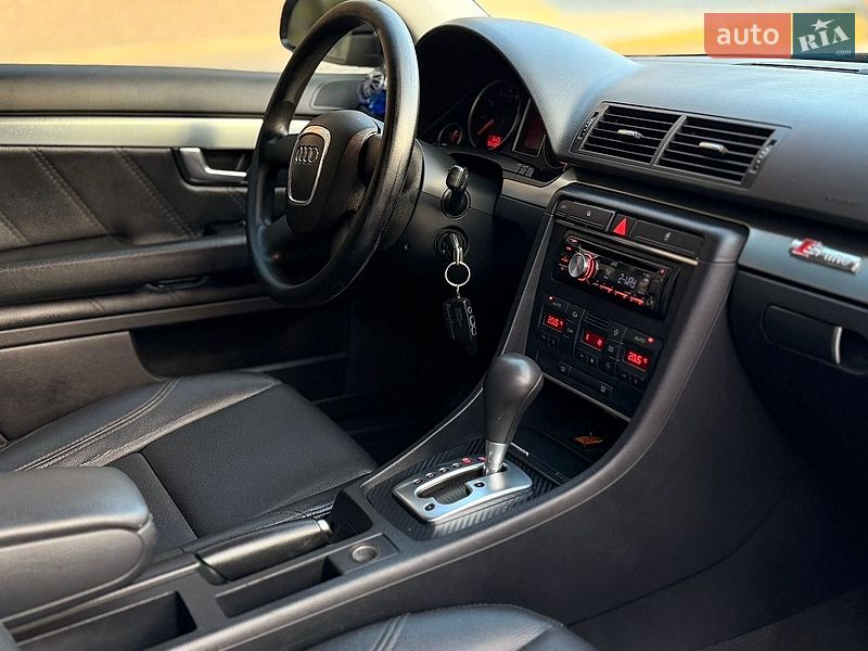 Седан Audi A4 2005 в Львові