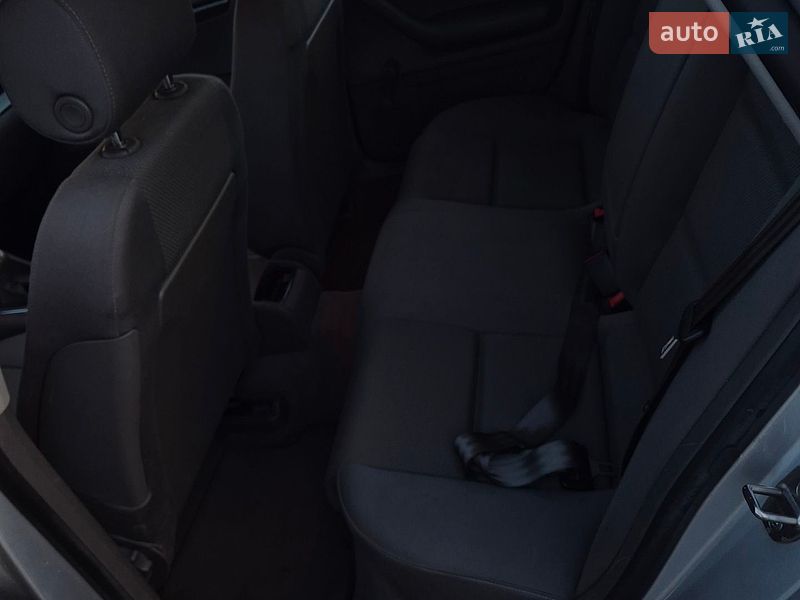 Седан Audi A4 2003 в Луцьку