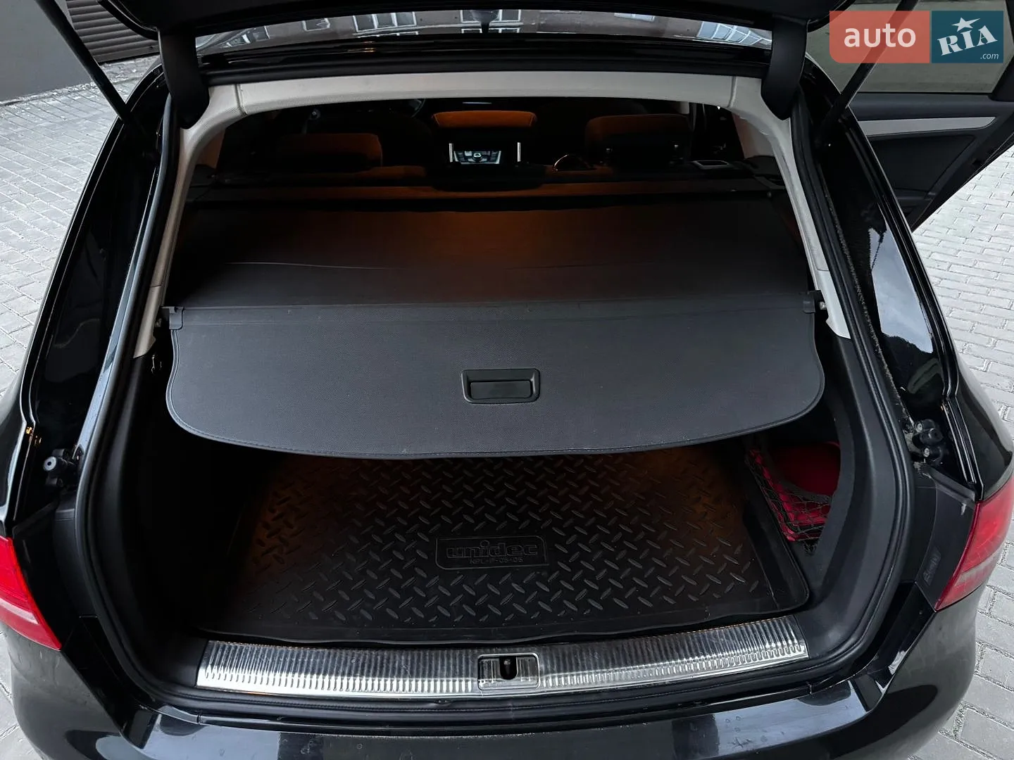2011 Audi A4 - мініатюра 27