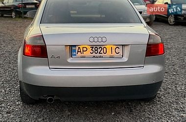 Седан Audi A4 2002 в Хусте