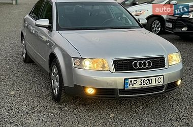 Седан Audi A4 2002 в Хусте