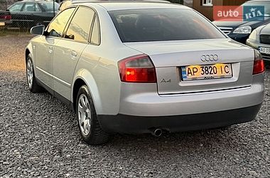 Седан Audi A4 2002 в Хусте