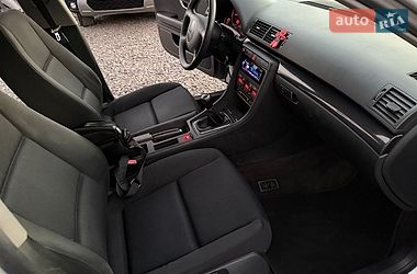 Седан Audi A4 2002 в Хусте