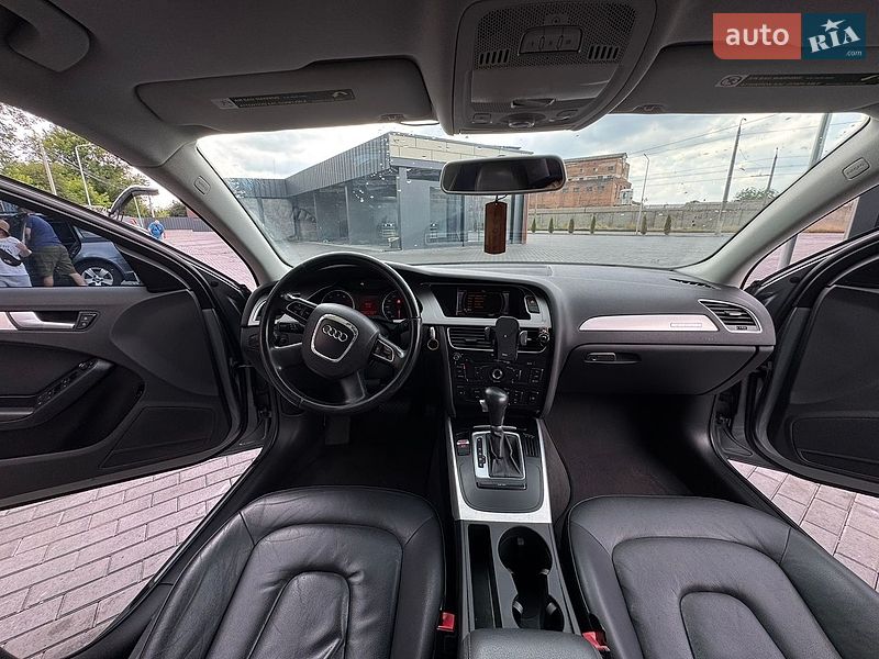 Седан Audi A4 2010 в Вінниці