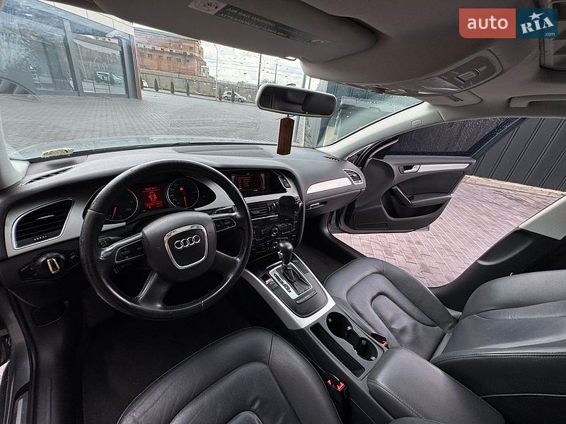 Седан Audi A4 2010 в Вінниці