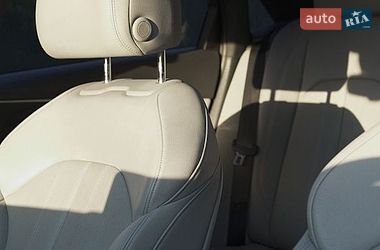 Седан Audi A4 2019 в Киеве