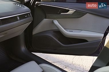 Седан Audi A4 2019 в Киеве