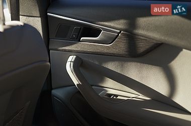 Седан Audi A4 2019 в Киеве